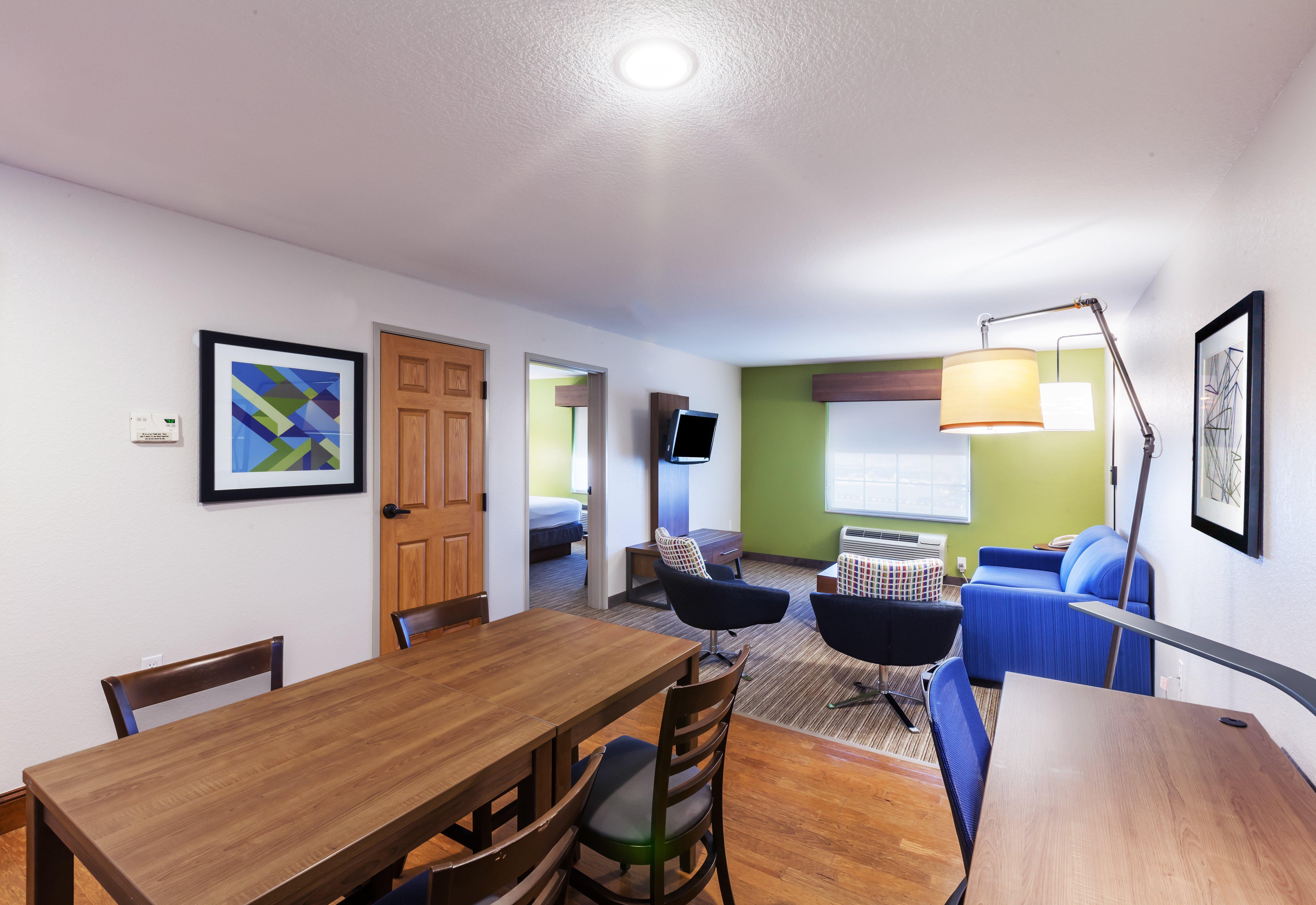 Holiday Inn Express & Suites Tulsa S Broken Arrow Hwy 51 By Ihg Kültér fotó