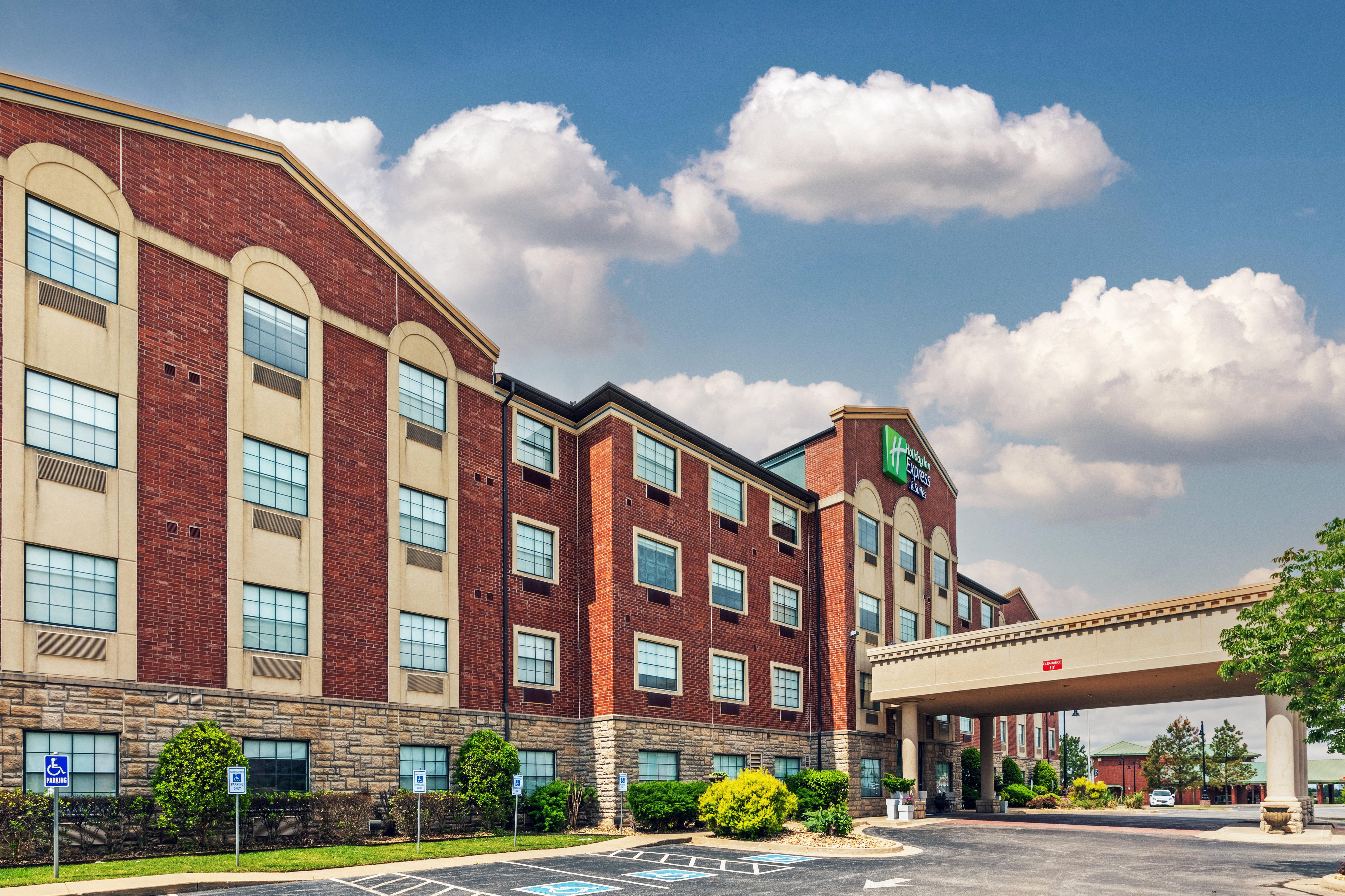 Holiday Inn Express & Suites Tulsa S Broken Arrow Hwy 51 By Ihg Kültér fotó
