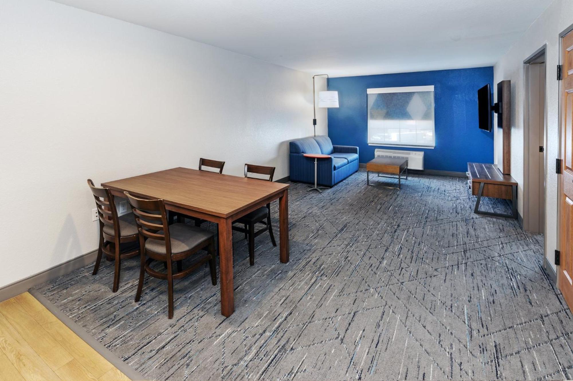Holiday Inn Express & Suites Tulsa S Broken Arrow Hwy 51 By Ihg Kültér fotó