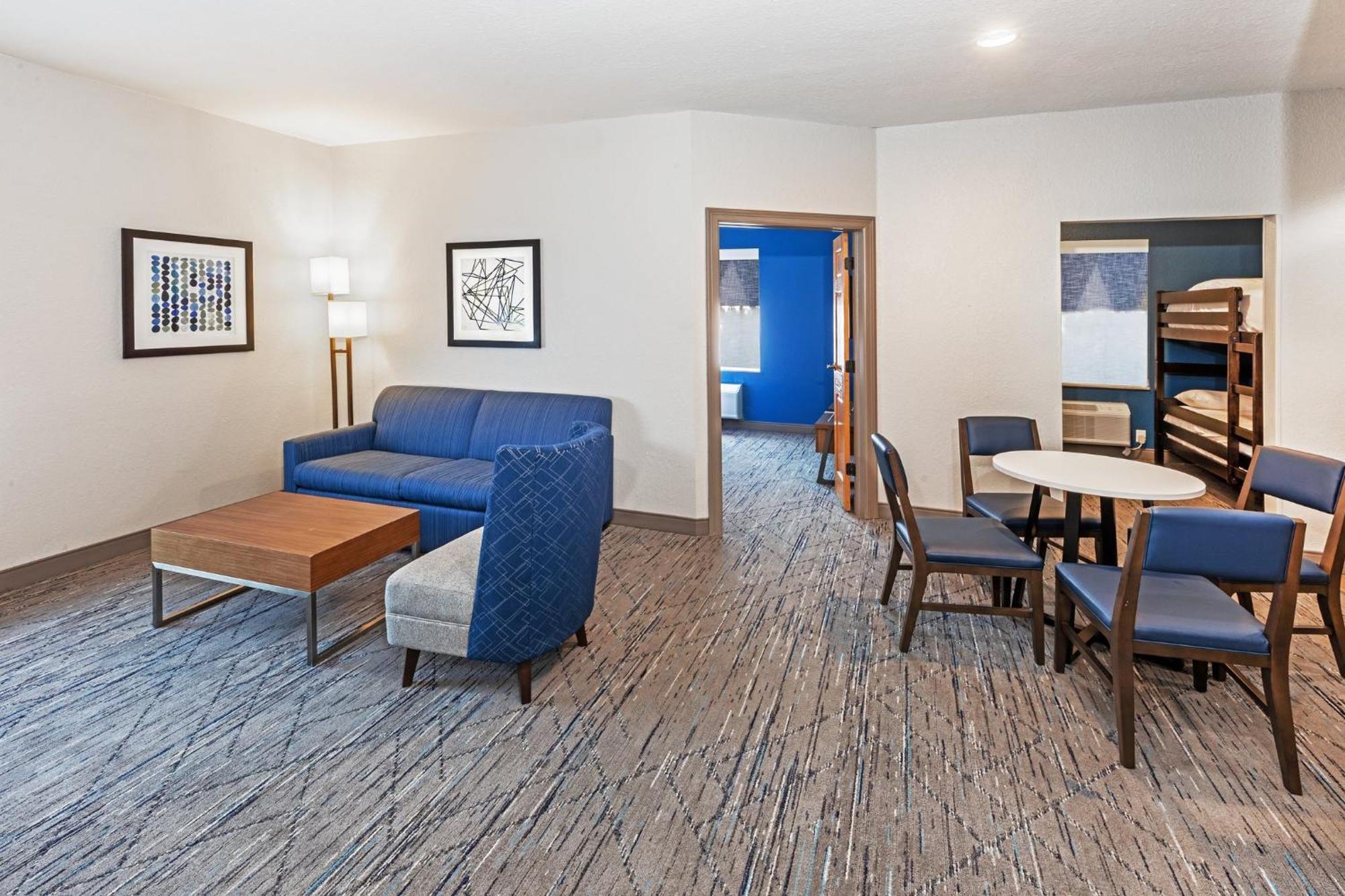 Holiday Inn Express & Suites Tulsa S Broken Arrow Hwy 51 By Ihg Kültér fotó
